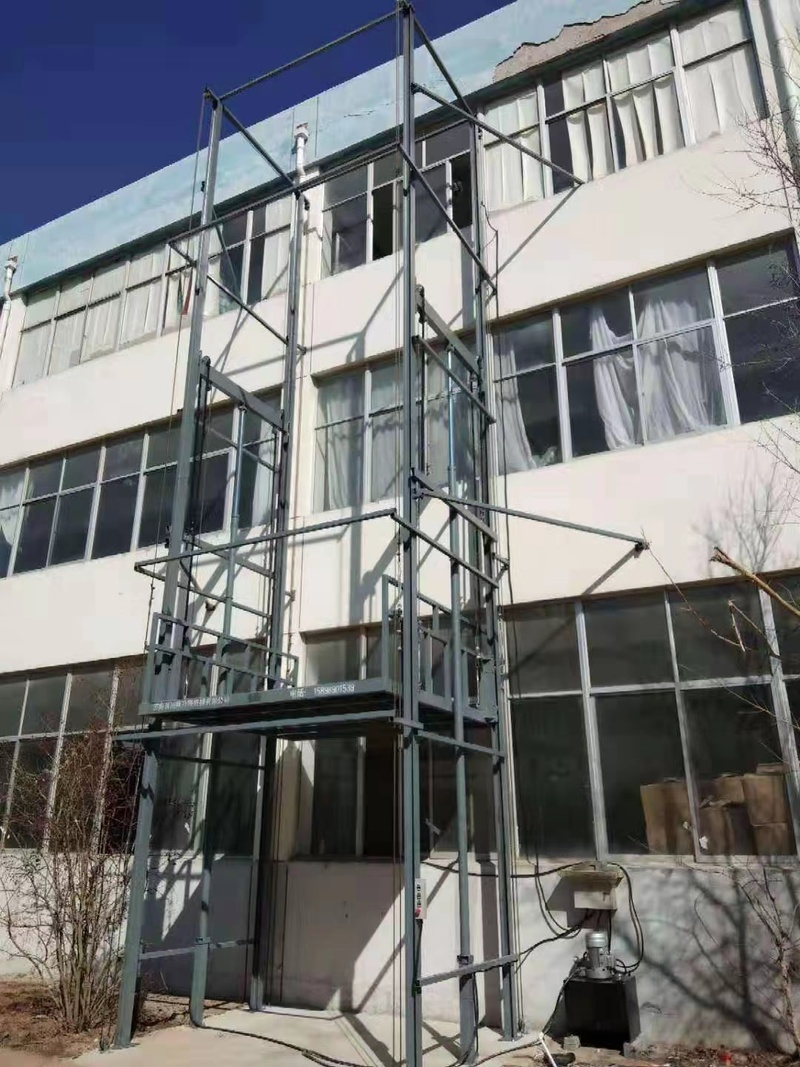 喀什室外贴墙货梯